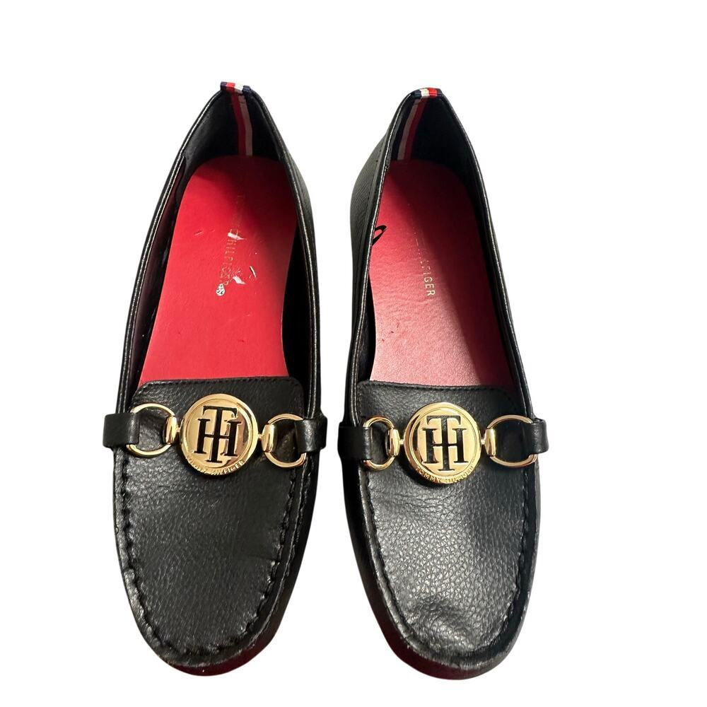Tommy Hilfiger Black Loafers Women's 5M Gold TH Logo Preppy Comfort